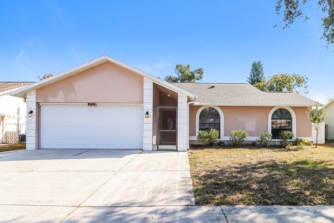 Building Photo - 4726 Addax Dr