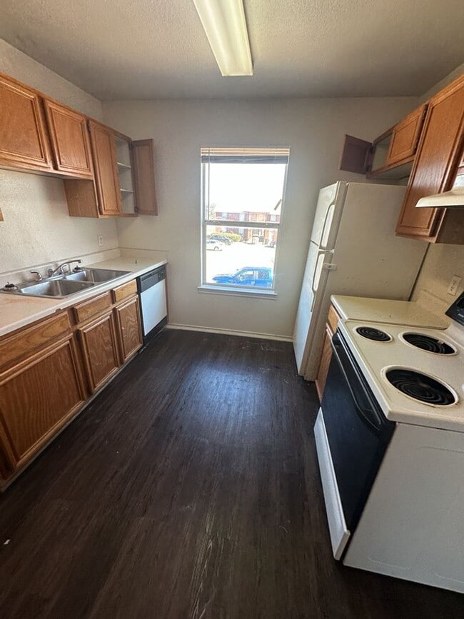 Building Photo - COMING SOON!