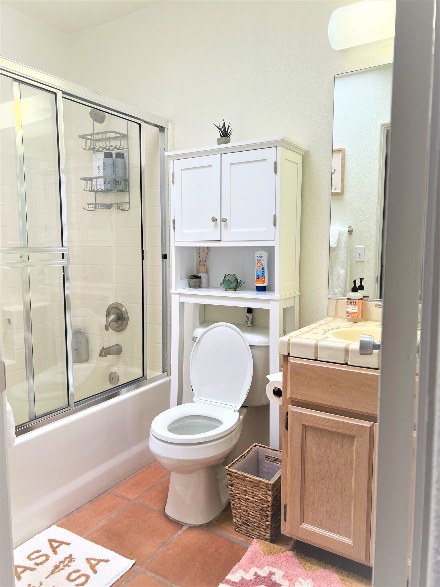 Building Photo - 53170 Avenida Diaz