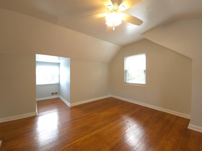 Building Photo - 2209 Quinton Rd