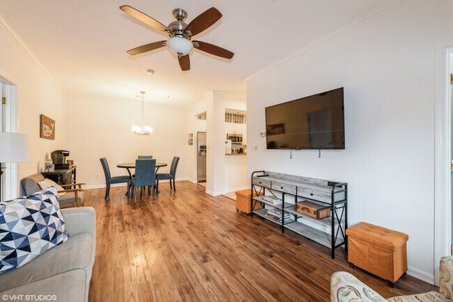 Building Photo - Beach Bliss: Cozy Condo Near Rehoboth & Lewes