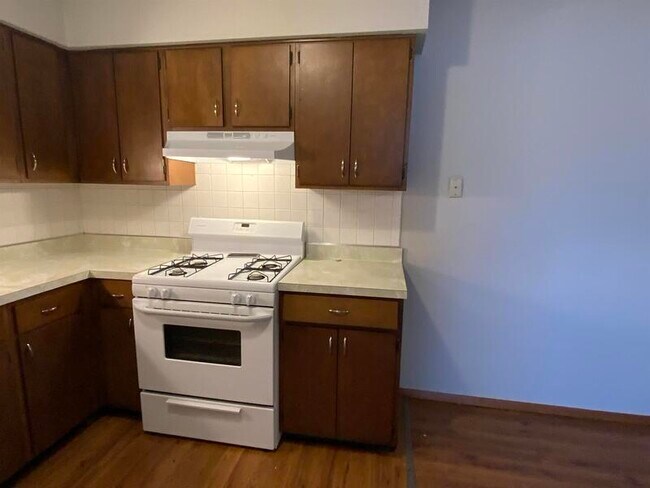 Building Photo - 2310 Frank Scott Pkwy W