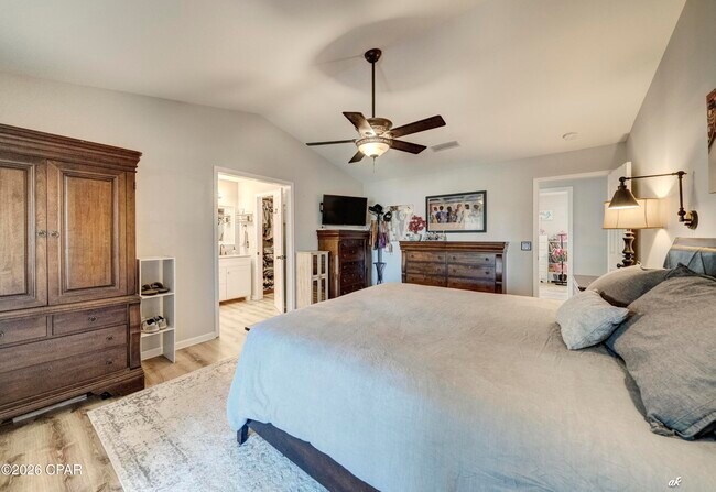 Building Photo - 707 Plantation Cir