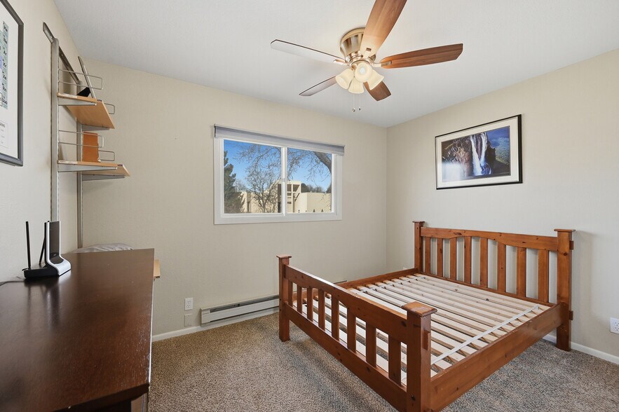 Building Photo - 1040 S Fulton St