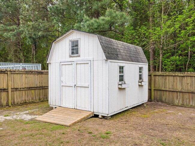 Building Photo - Shetland Farms
