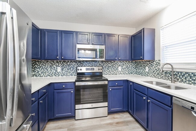 Building Photo - 10509 Brawley Ln