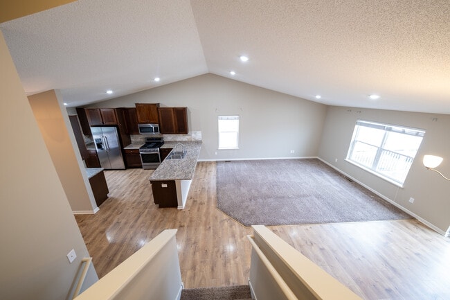 Building Photo - 15222 Emory Ave