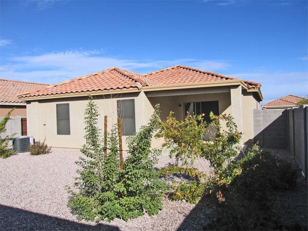 Building Photo - Introducing the Perfect Home in San Tan Heights!