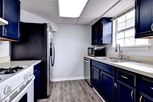 Building Photo - 12928 Daybreak Cir
