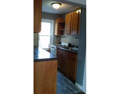 Building Photo - 55 W Carpenter St