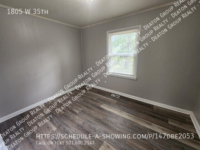 Building Photo - 1805 W 35th-