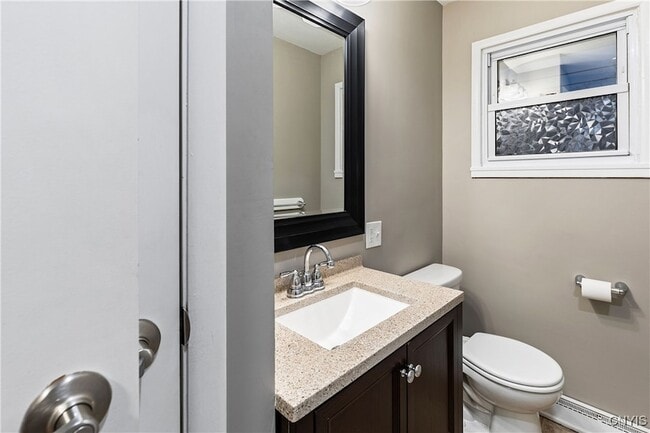 Building Photo - 4 1st St