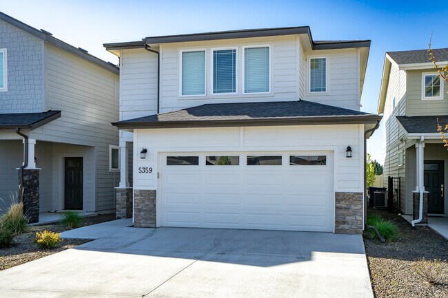 Building Photo - 5359 S Redeken Pl
