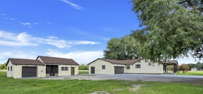 Building Photo - 13832 South Bay Lake Rd