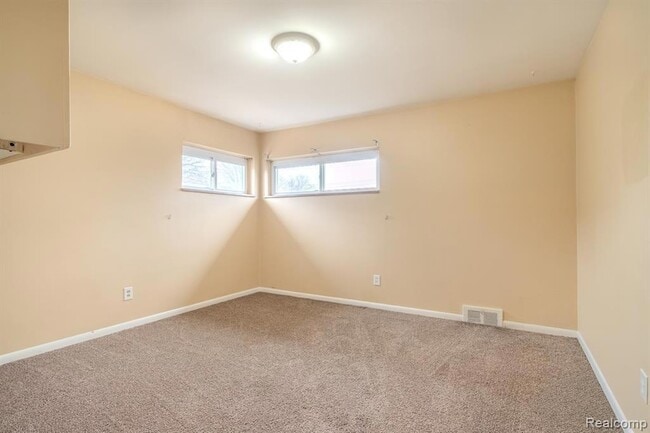 Building Photo - 21135 Virginia Ave