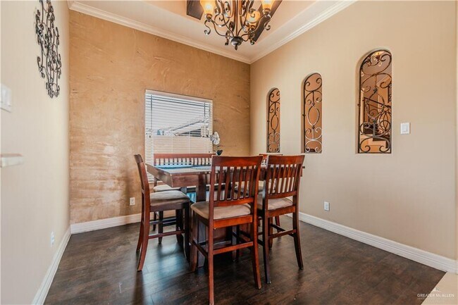 Building Photo - 45 Monroe Ave