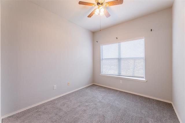 Building Photo - 8417 Robertson Dr