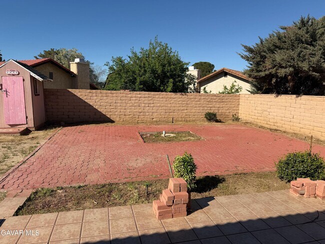 Building Photo - 1253 Morven St