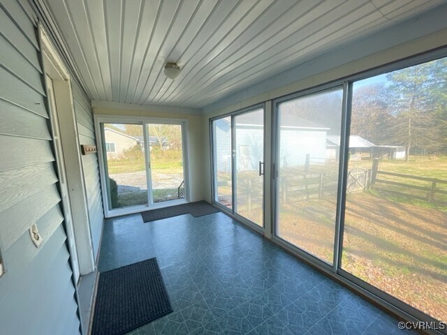 Building Photo - 15352 Binns Rd