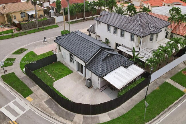 Building Photo - 898 NW 131st Ave