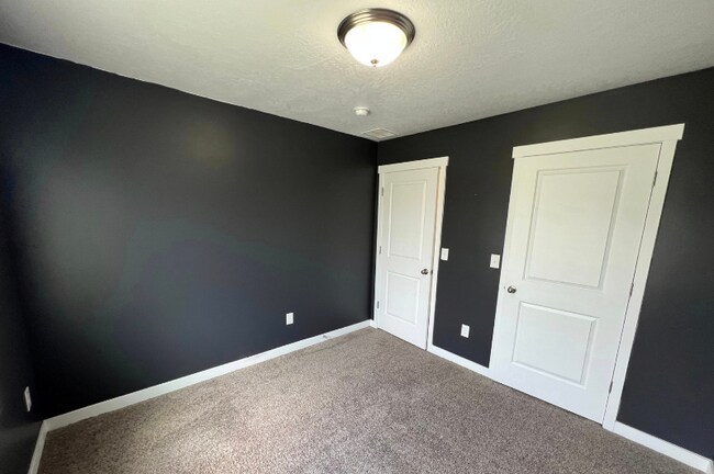 Building Photo - 632 Sugar Beet Dr
