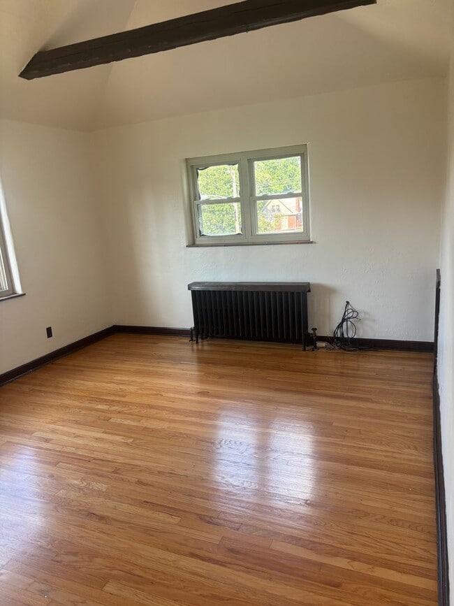 Building Photo - 4248 Langley Ave