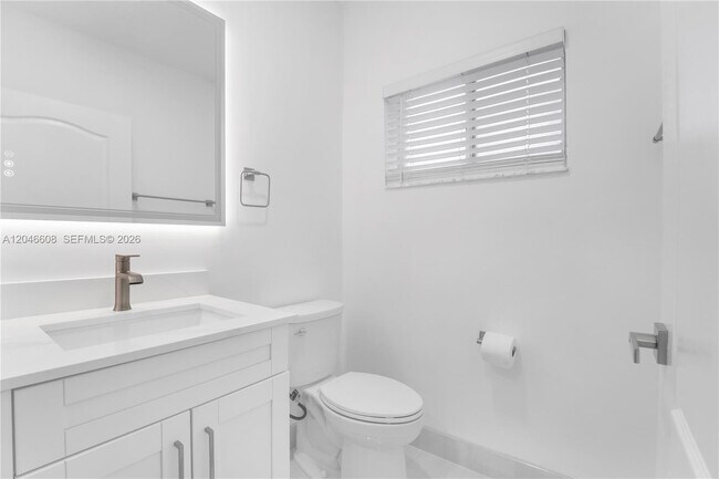 Building Photo - 2802 SW 128th Way