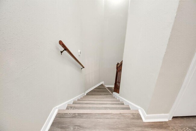 Building Photo - 14810 Cypress Ridge Dr