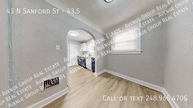Building Photo - 43 N Sanford St