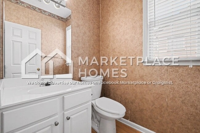 Building Photo - 3398 Spindletop Dr NW