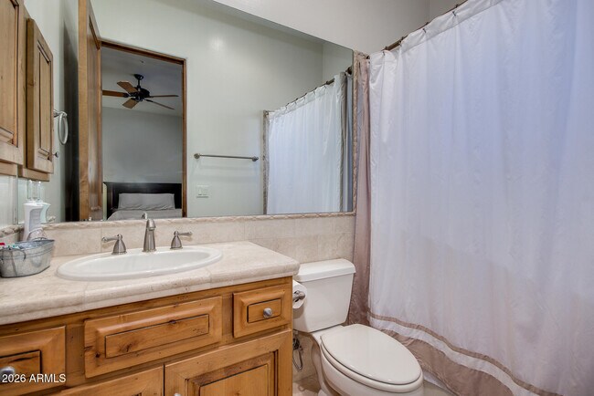 Building Photo - 6526 E Exeter Blvd