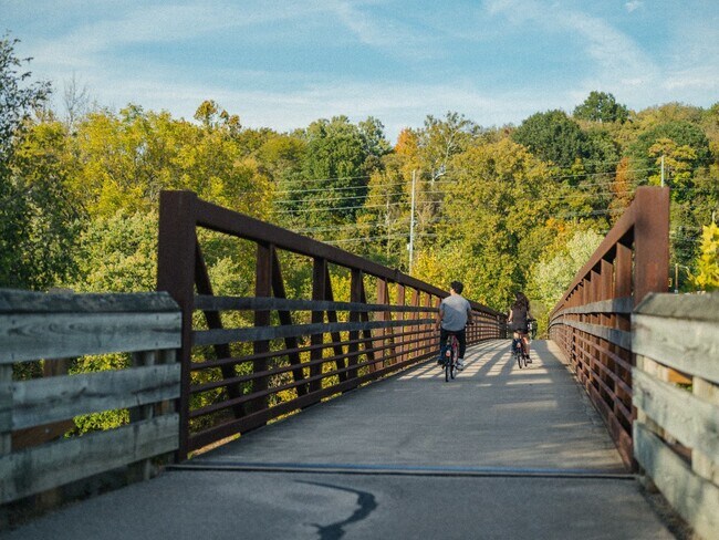 Building Photo - Tributary 50 Unit 209