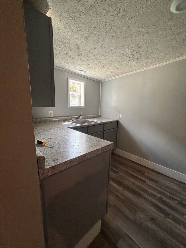 Building Photo - 3 Bedroom -Duplex