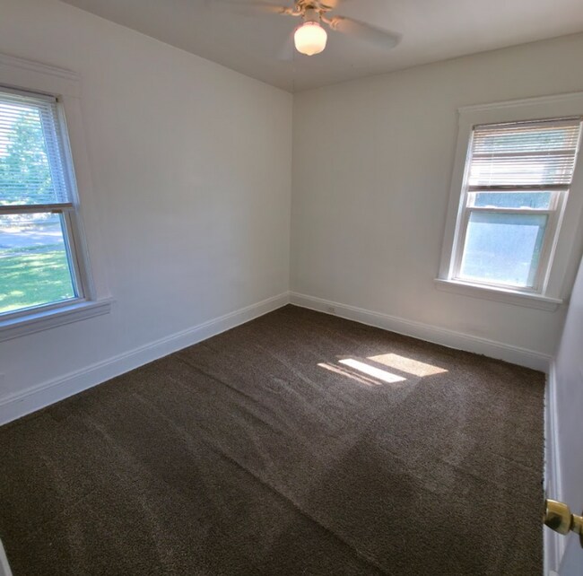 Building Photo - 3167 W 115th St
