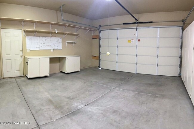Building Photo - 6760 E Sandhurst Dr