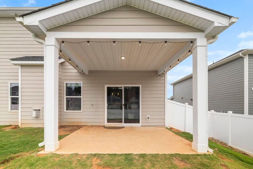Building Photo - 813 Elgon Walk Dr