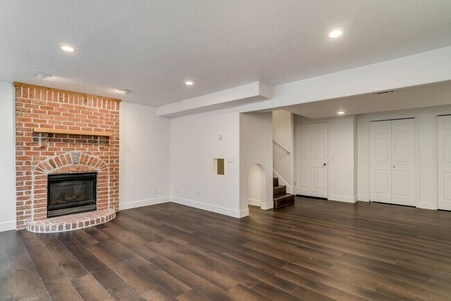 Building Photo - Amazing Single Family Home for Rent in Layton