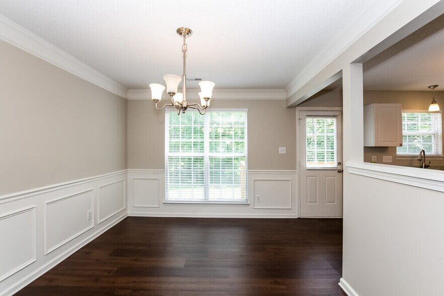 Building Photo - 2944 Brooknell Ct NW