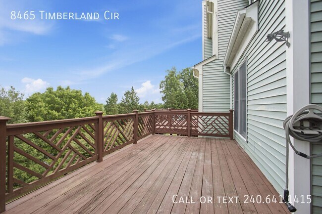 Building Photo - 8465 Timberland Cir