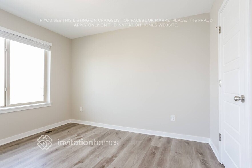 Building Photo - 4892 Halifax Ct