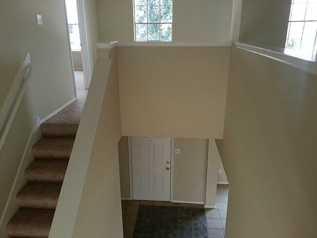 Building Photo - 6719 Lower Arrow Dr