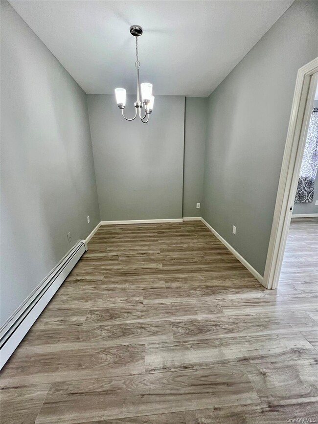 Building Photo - 39 Church St