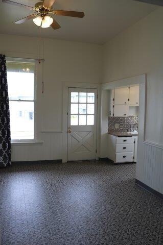 Building Photo - 14th &amp; B