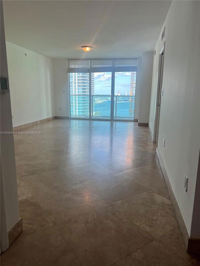 Building Photo - 31 SE 5th St