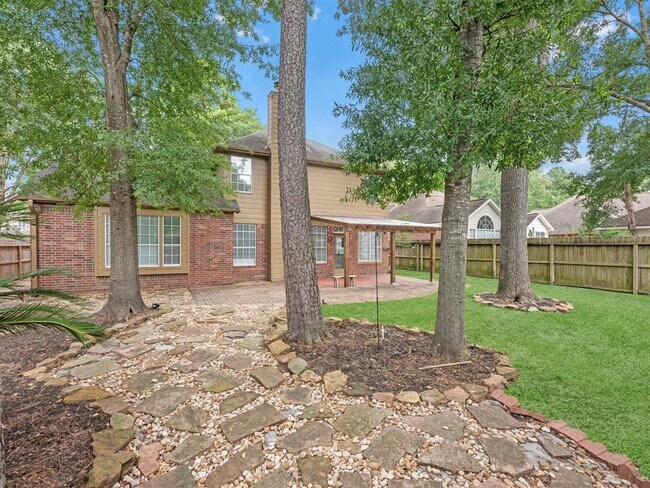 Building Photo - 3910 Echo Mountain Dr