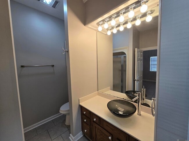 Building Photo - 225 Ocean Dr