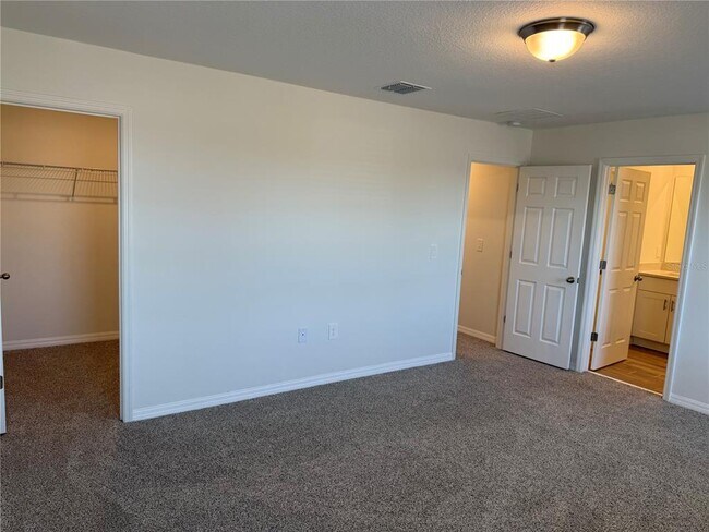 Building Photo - 4461 Eagle Trl Bnd