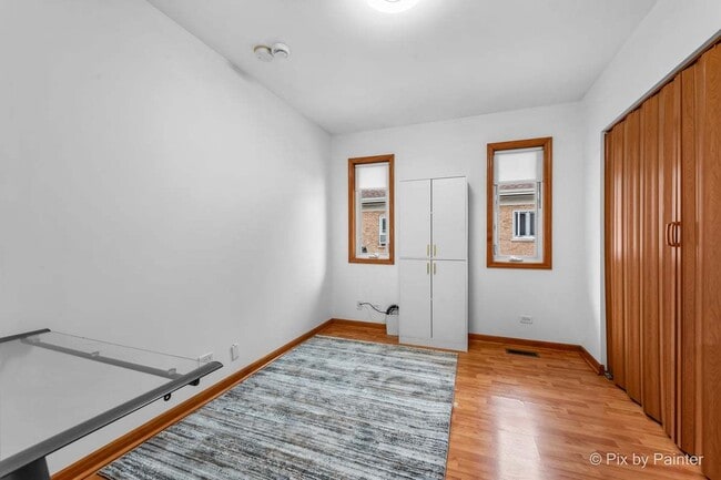 Building Photo - 2225 N 76th Ct