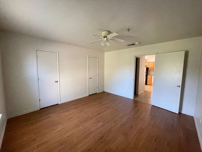 Building Photo - 3405 Atkinson Ave