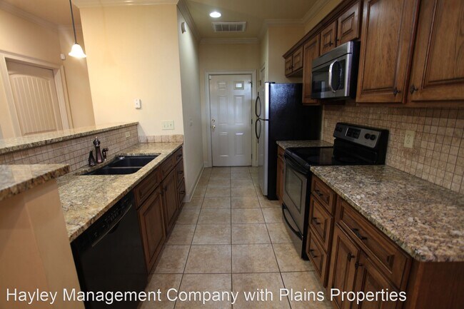 Building Photo - 3 br, 3.5 bath House - 1057 Runningvine Lane